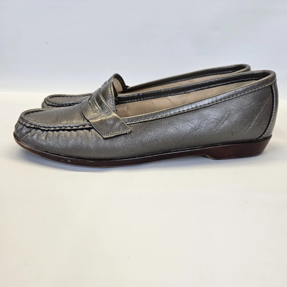 SAS Moccasin Penny Loafer Shoes Pewter Silver Gun Metal Comfort Womens 9.5